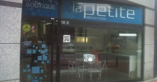 LA PETITE AVENIDA 19 CON 108 LA PETITE AVENIDA 19 CON 108